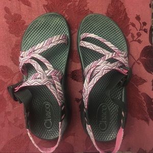 Size 3 kids/5 women’s Chaco sandals